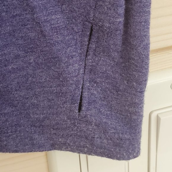 💥2/$30💥 Relaxed Cutout-Back French Terry Top - Picture 4 of 5